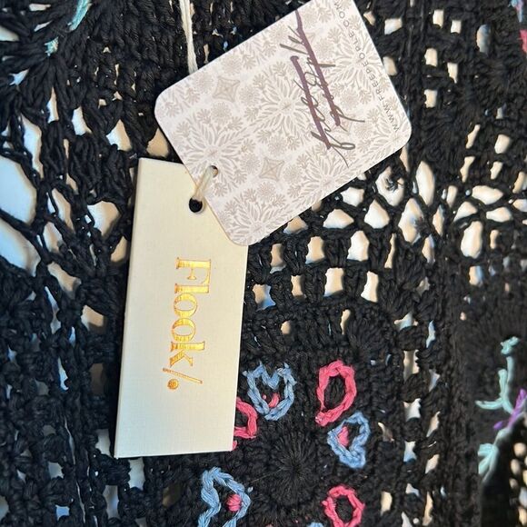 Free People X Flook Hydrangea Crochet Kimono - Picture 7 of 7